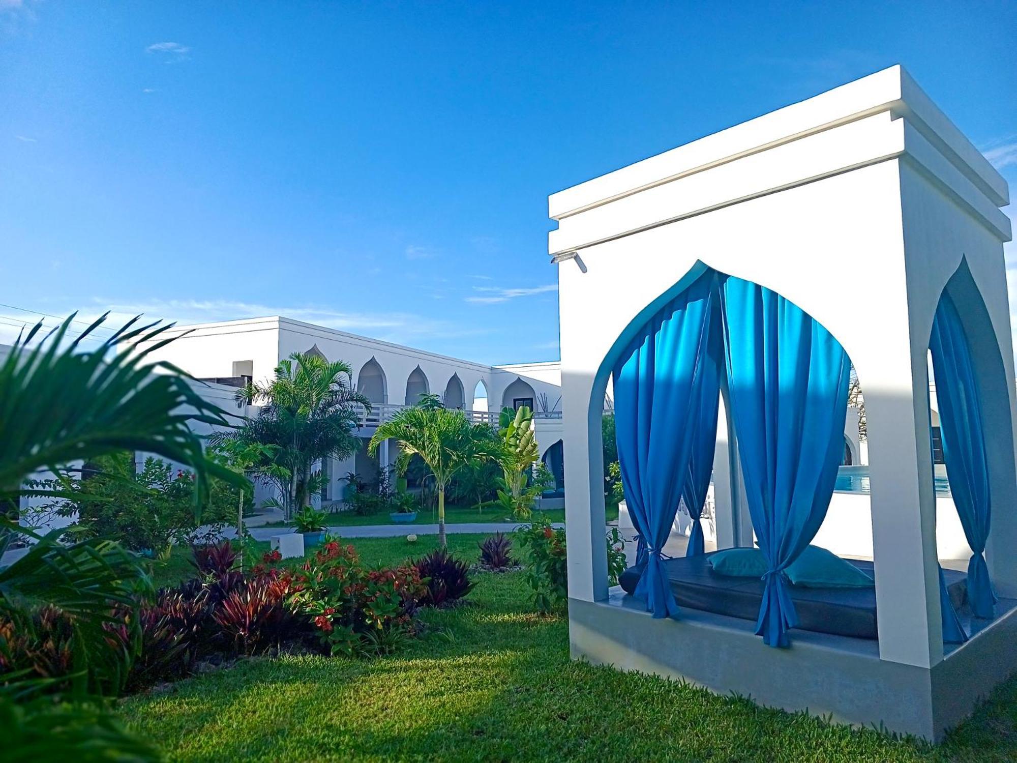 Opera Hotel Nungwi Exterior photo